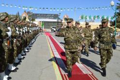 القايد صالح يشيد بما يقوم به الجيش عبر الحدود