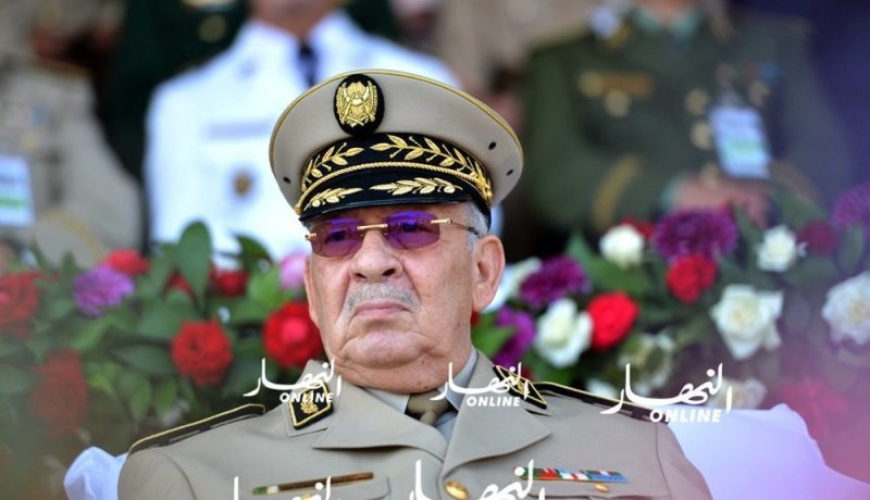 ڤايد صالح في زيارة عمل وتفتيش إلى الناحية العسكرية الثانية بوهران