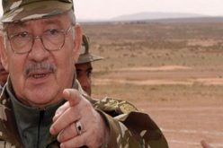 ڤايد صالح  في زيارة إلى الناحية العسكرية الرابعة