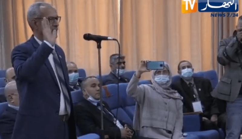 أعضاء السلطة الوطنية المستقلة للإنتخابات يؤدون القسم القانونية