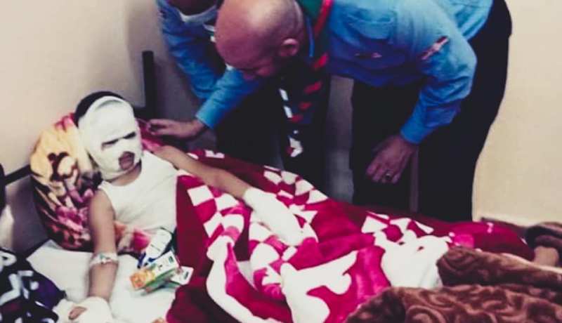 بالصور.. وفد من الكشافة الإسلامية لمساعدة مصابي إنفجار الغاز بالبيض