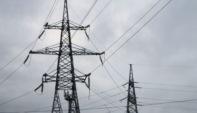 عميود: ذروة إستهلاك الكهرباء كانت خلال جوان الفارط بـ 13500 ميغاواط