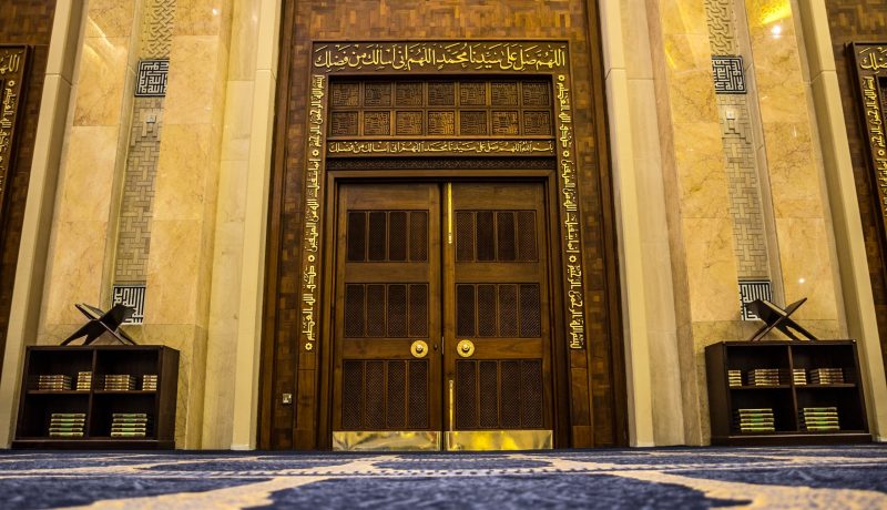 الكويت تقرر إلغاء صلاة الجمعة عبر كافة مساجدها بسبب فيروس كورونا
