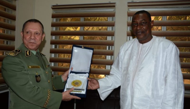 إنهاء مهام اللواء حاجي زرهوني المراقب العام للجيش