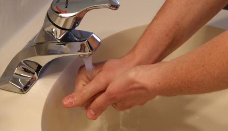 مشروع ميثاق إقتصاد الماء: إستخدام كبير للمياه في المؤسسات العمومية