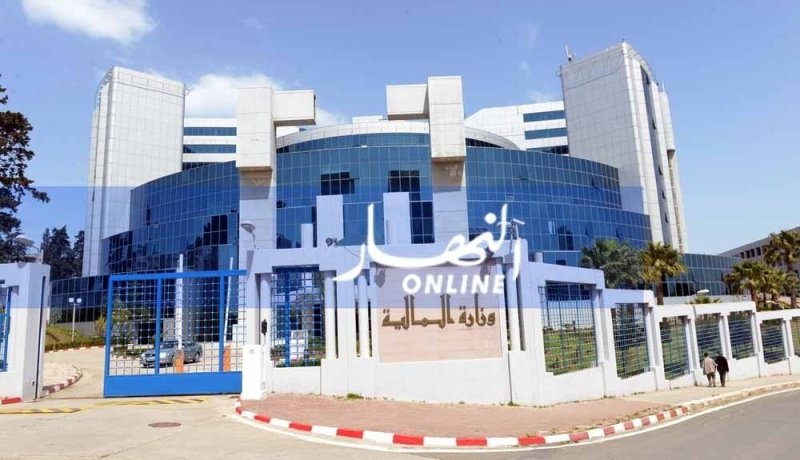 قانون المالية الجديد يمكن أصحاب المهن الحرة من دفع الضريبة بنظام التصريح المراقب