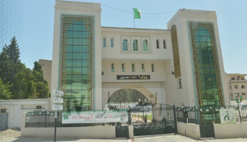 وزارة المجاهدين: إجراءات قانونية ضد كل من يتجرأ على رموزنا الوطنية