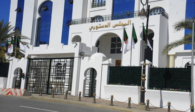 المجلس الدستوري يدعو المترشحين لرئاسيات 12 ديسمبر لإعداد حساب حملتهم الإنتخابية