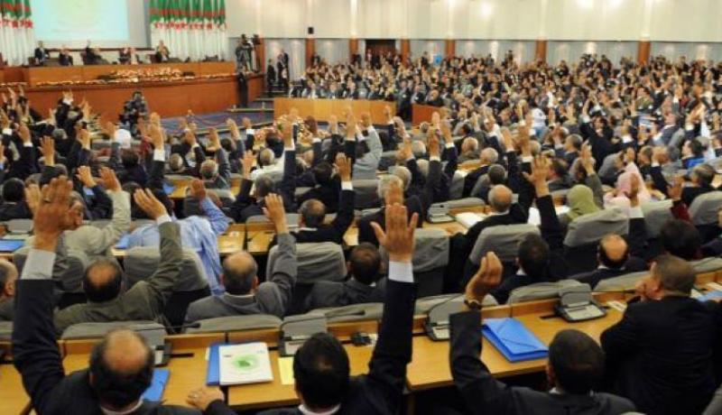 عرض ومناقشة قانون المالية التكميلي الثلاثاء المقبل والتصويت 31ماي