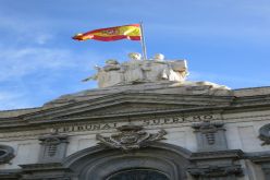 محاكمة 13 قياديا من كتالونيا بتهمة التمرد في إسبانيا