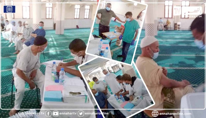 غرداية: فتح المساجد للتطعيم ضد وباء كورونا بحي الحاج مسعود
