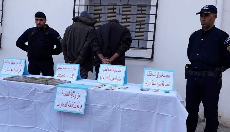 بالصور.. أمن المسيلة يفكك شبكة مختصة في ترويج المخدرات