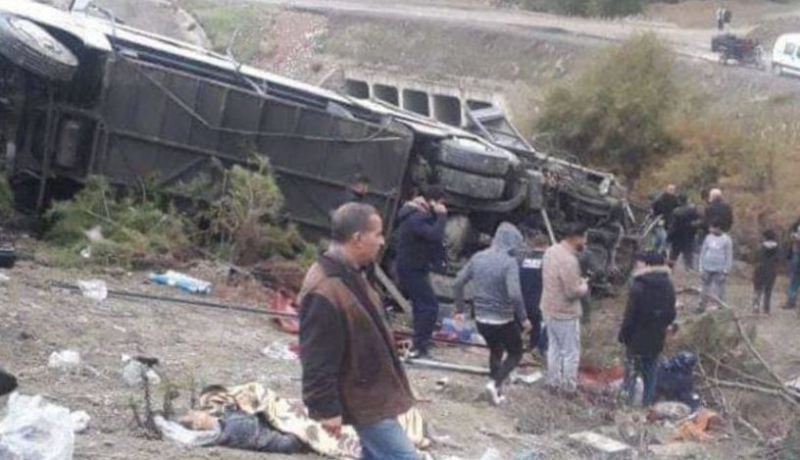 مصرع 17 شخصاً بالمغرب في حادث إنقلاب حافلة