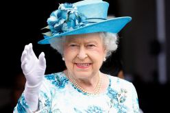 الملكة إليزابيث تصاب بالذعر وتغادر قصر باكنغهام لهذا السبب!