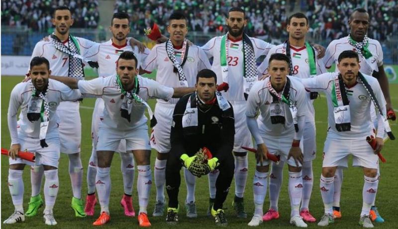 بالفيديو.. المنتخب الفلسطيني يحل بالجزائر ويحظى بإستقبال رسمي