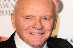 النجم العالمي أنتوني هوبكنز يتلقى لقاح كورونا وهذا ما قاله