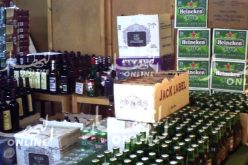 توقيف 4 أشخاص وحجز أزيد من 8 ألاف قارورة خمر بالنعامة