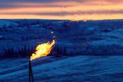 بسبب كورونا.. أسعار النفط تتراجع لأزيد من 1 بالمائة