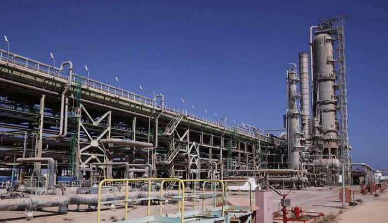 بعد أكثر من 5 أشهر توقف.. إعادة تشغيل حقل الشرارة النفطي الليبي