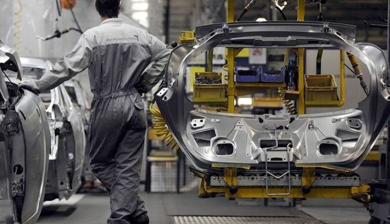 تعيين أعضاء لجنتي الطعن لنشاط تصنيع المركبات ووكلاء السيارات الجديدة