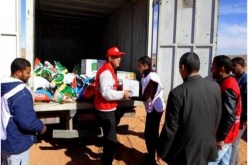 الهلال الأحمر الجزائري يوزع 100 حصة من المواد الغذائية بتيزي وزو