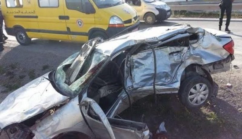 قتيل وجريح في إنحراف سيارة بالوادي  