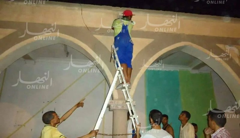 الوادي.. شباب متطوع يبهر في تزين واجهة مدينة “قمار”