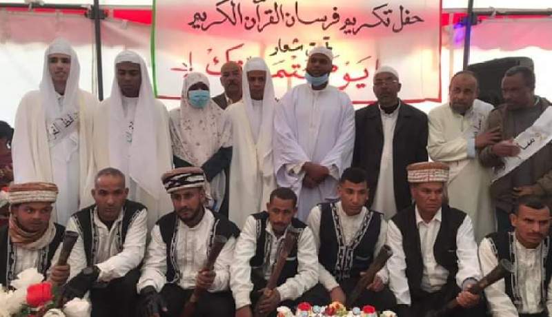 بالصور.. هكذا يُتوّج حفظة القرآن الكريم في الوادي