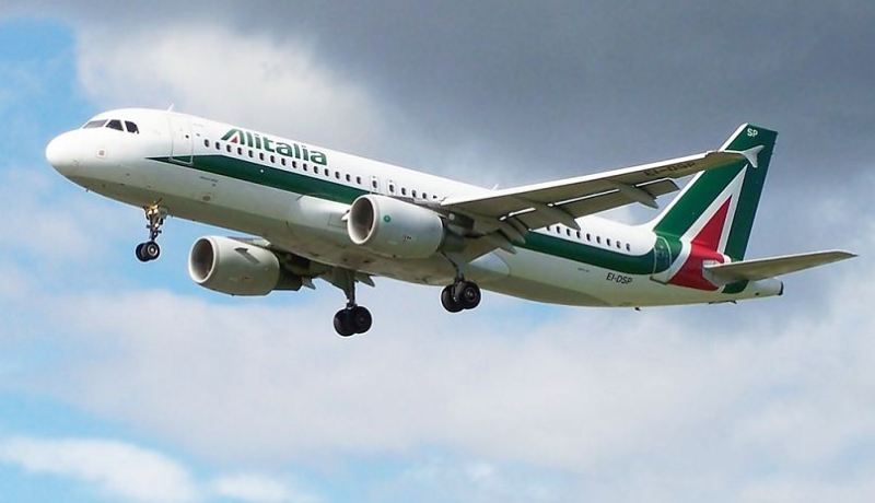 الخطوط الجوية الإيطالية تلغي 200 رحلة بسبب إضراب الطيارين