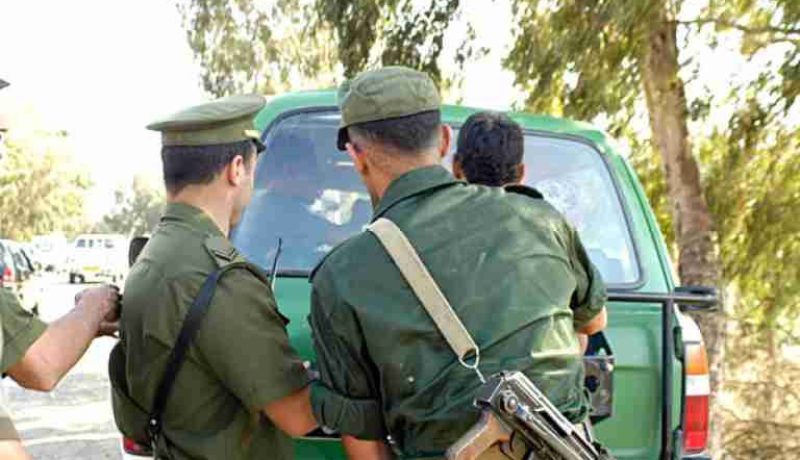 الدرك يحجز 60 ألف كيس «شمّة» مغشوشة في سيدي بلعباس