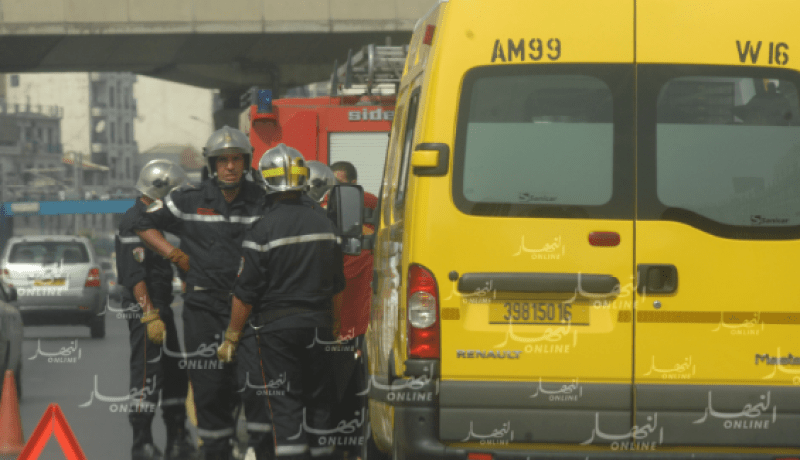هلاك طفلة و16 جريحا في حادث انحراف وانقلاب شاحنة بباتنة