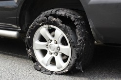 هذا ما نصحت به الحماية المدنية المواطنين في حال انفجار أحد إطارات السيارة