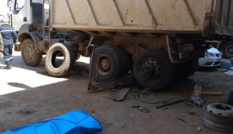 باتنة.. مقتل أربعيني في انفجار عجلة شاحنته أثناء اصلاحها