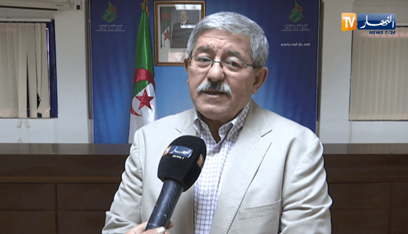 بالفيديو… أويحيى :”جماعة المادة 102 فارغين شغل”