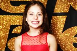 بالفيديو.. نجمة “Arabs Got Talent” تحصل على الباز الذهبي بأمريكا