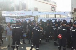 عناصر الحماية المدنية يحتجون في باتنة