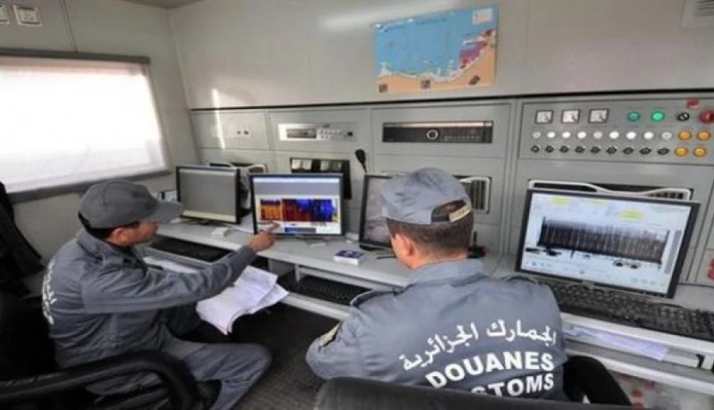 الجمارك تحجز 3440 أورو بمطار باتنة
