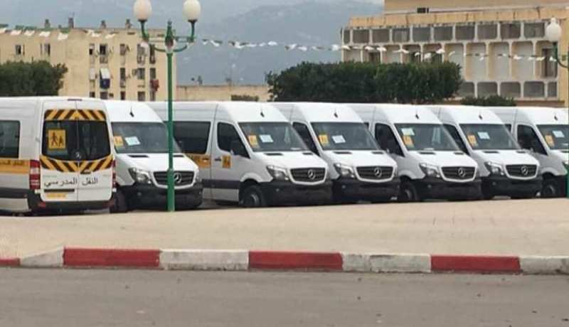 بالصور.. تيزي وزو تستفيد من 50 حافلة مدرسية و5 أجهزة لمعالجة نفايات المستشفيات