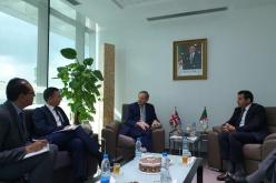جلاب يدعو ممثل رئيس الوزراء البريطاني لرفع إستثمارات بلاده بالجزائر