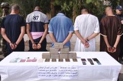 بالفيديو.. توقيف 5 مهربين وحجز أزيد من 7 كلغ من “الكيف” في ببشار