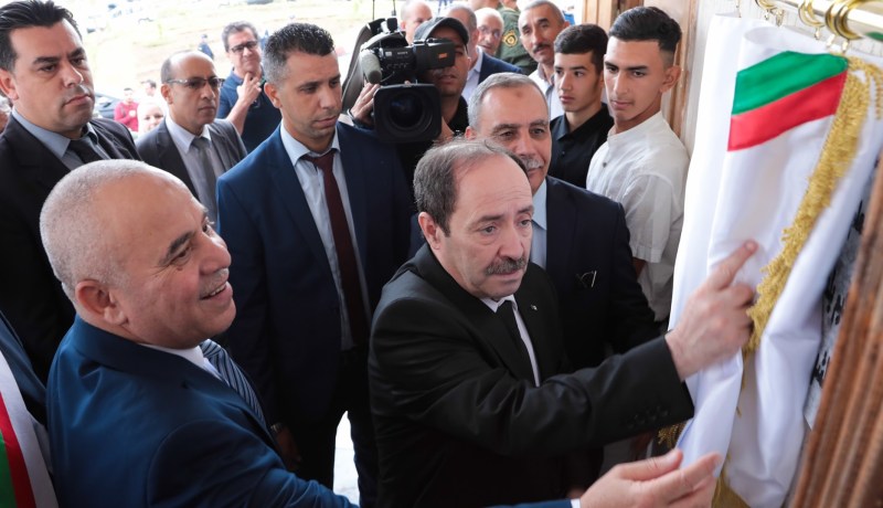 بالصور.. بلعابد  يدشن منشآت تربوية بالبليدة