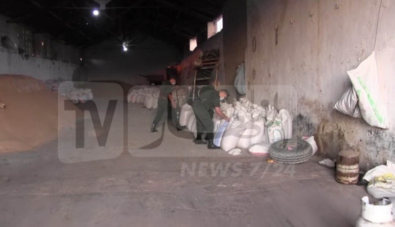 بالصور.. الدرك الوطني يحجز 500 قنطار من القمح اللين بسيدي بلعباس