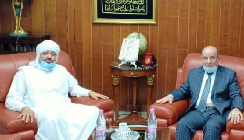بلمهدي يستقبل رئيس المدرسة القرآنية بأدرار