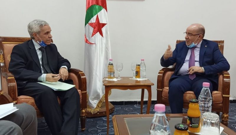 بلمهدي وشيتور يناقشان سبل تهيئة المساجد وهياكل الشؤون الدينية بالنظام الطاقوي المتجدد