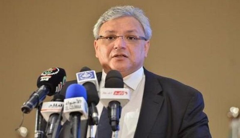 بن باحمد: إعداد نصوص تطبيقية لتنظيم السوق الوطنية للمواد الصيدلانية