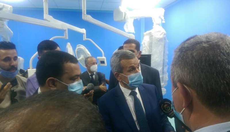 بالصور.. بن بوزيد في زيارة ميدانية بولاية مستغانم