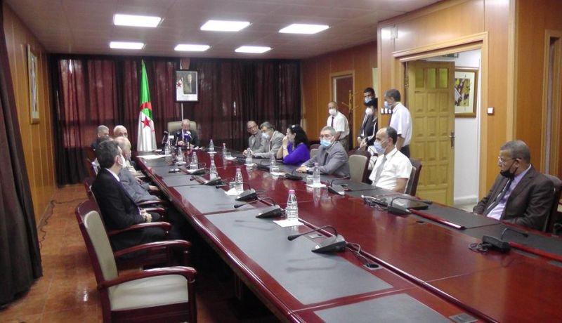 بن زيان يشرف على التوقيع على المنشور الوزاري المتعلق بتسجيل حاملي شهادة البكالوريا 2020