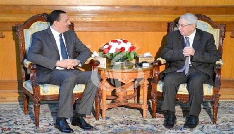 بن صالح يستقبل بلقاسم ساحلي في رئاسة  الجمهورية