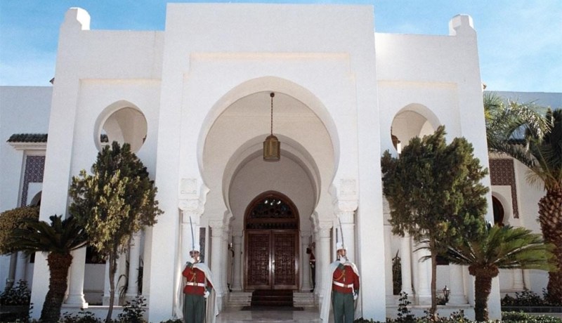 بن صالح يستقبل وزير التجارة سعيد جلاب