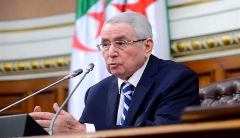 بن صالح والسفير اللبناني يستعرضان سبل التعاون بين البلدين